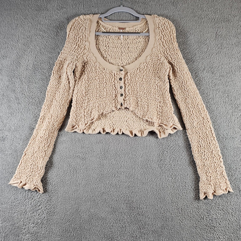 Free People Popcorn Knit Cropped Cardigan Beige Tan Ruffle Button Front Size M